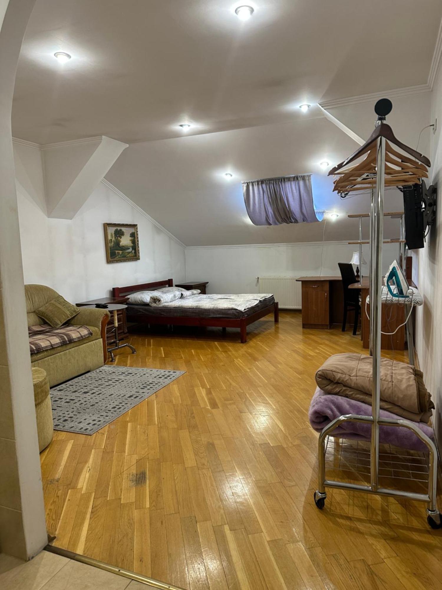 Apartment Kostyushka Lviv Buitenkant foto